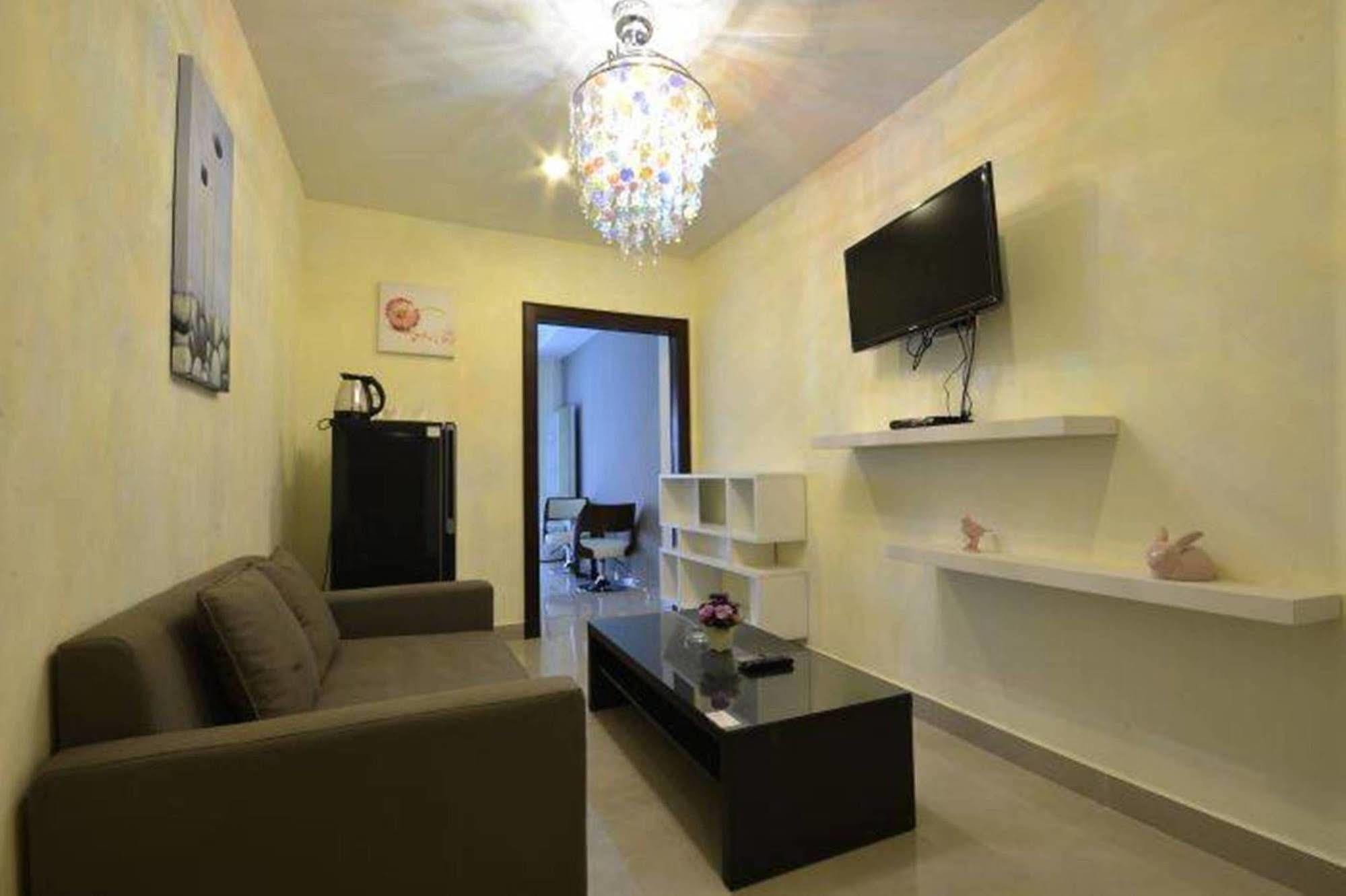 Royal Q & D Suites Pattaya Exteriér fotografie